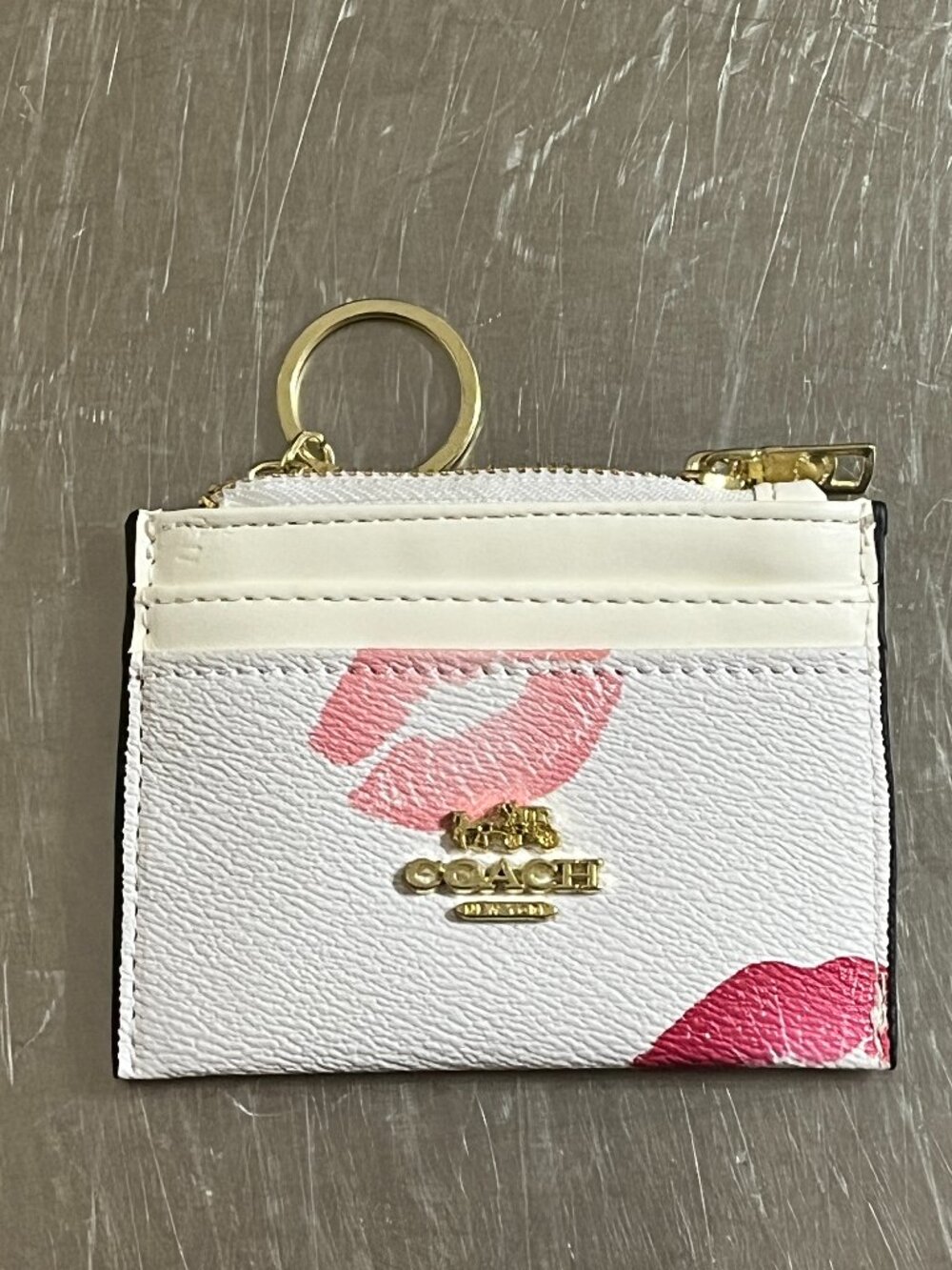 COACH Mini ID Skinny Case with Lips Print in Chalk Pebbled Leather NWOT
